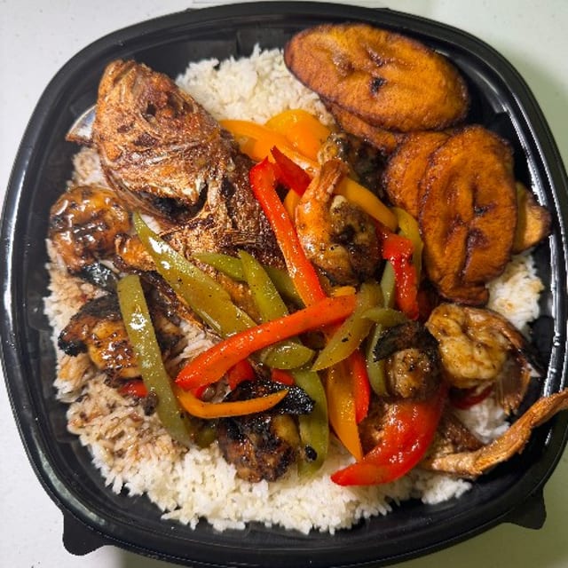 Jerk Shrimp and Fish Combination Meal.